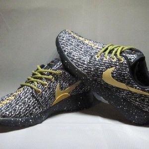 MENS Nike Yeezy Shoes